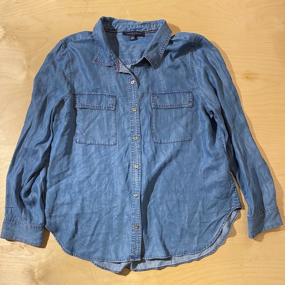 Tommy Hilfiger Blue Button-Up Denim Shirt XL (MT) - Picture 1 of 9